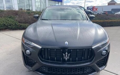 Maserati Levante I, 2022 год, 6 020 000 рублей, 1 фотография