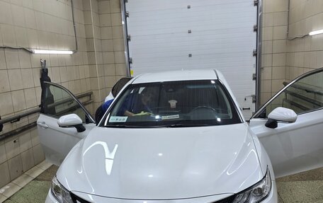 Toyota Camry, 2021 год, 4 000 000 рублей, 1 фотография