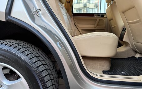 Volkswagen Touareg III, 2006 год, 980 000 рублей, 28 фотография