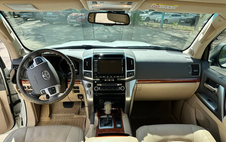 Toyota Land Cruiser 200, 2013 год, 5 750 000 рублей, 10 фотография