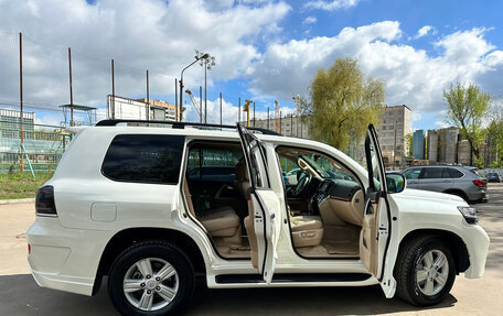 Toyota Land Cruiser 200, 2013 год, 5 750 000 рублей, 12 фотография