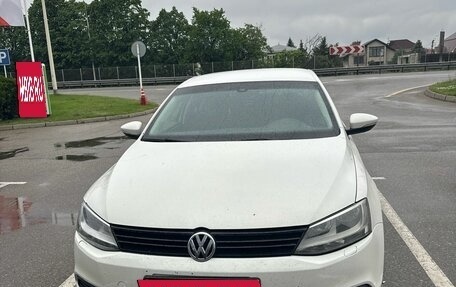 Volkswagen Jetta VI, 2012 год, 1 220 000 рублей, 2 фотография