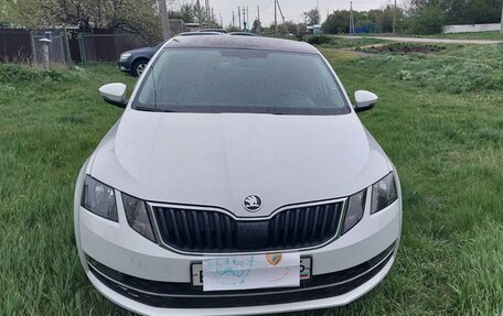 Skoda Octavia, 2017 год, 1 830 000 рублей, 2 фотография