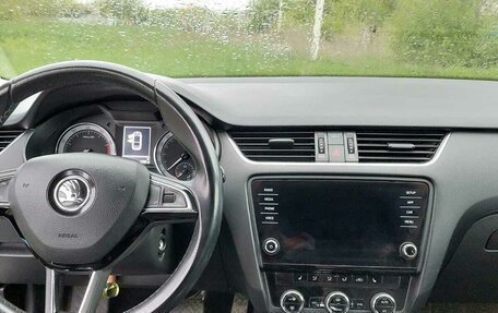 Skoda Octavia, 2017 год, 1 830 000 рублей, 7 фотография