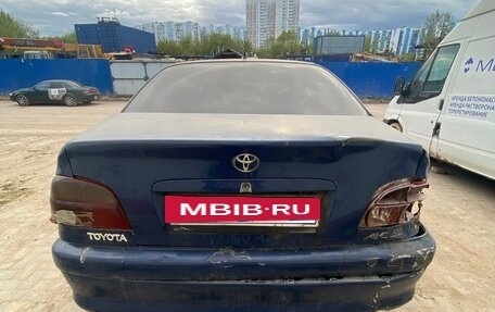Toyota Avensis III рестайлинг, 2002 год, 100 000 рублей, 6 фотография