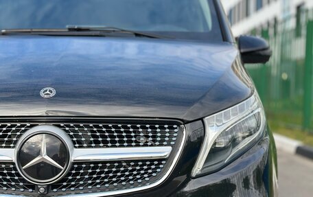Mercedes-Benz V-Класс, 2017 год, 5 250 000 рублей, 6 фотография