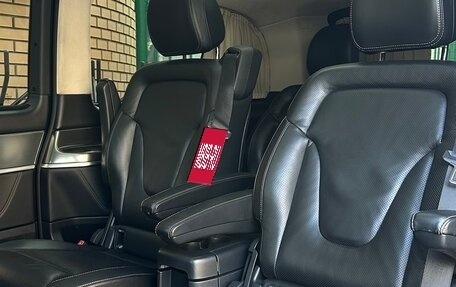 Mercedes-Benz V-Класс, 2017 год, 5 250 000 рублей, 22 фотография