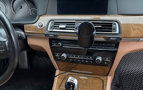 BMW 7 серия, 2011 год, 2 750 000 рублей, 19 фотография