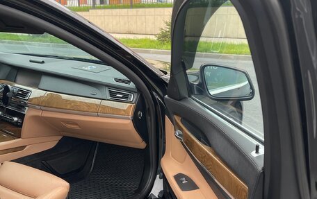 BMW 7 серия, 2011 год, 2 750 000 рублей, 21 фотография