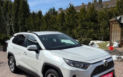 Toyota RAV4, 2019 год, 3 250 000 рублей, 1 фотография
