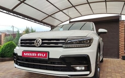 Volkswagen Tiguan II, 2018 год, 3 200 000 рублей, 1 фотография