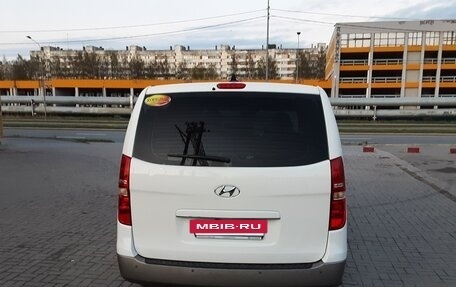 Hyundai H-1 II рестайлинг, 2018 год, 2 750 000 рублей, 4 фотография