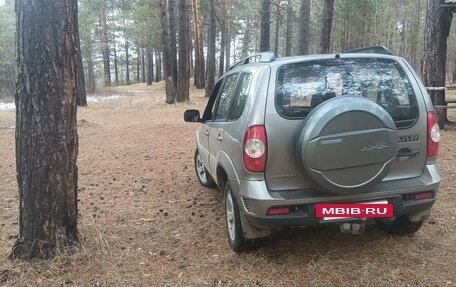 Chevrolet Niva I рестайлинг, 2013 год, 635 000 рублей, 3 фотография