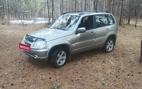 Chevrolet Niva I рестайлинг, 2013 год, 635 000 рублей, 2 фотография