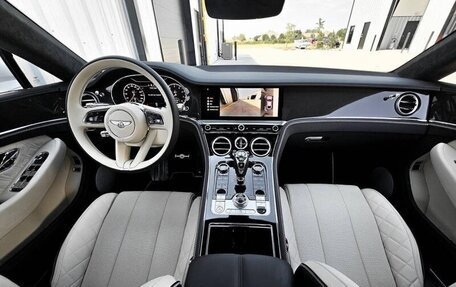 Bentley Continental GT III, 2022 год, 18 355 000 рублей, 9 фотография