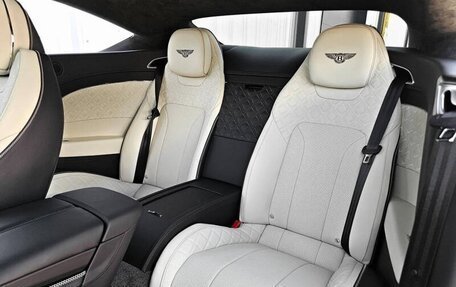 Bentley Continental GT III, 2022 год, 18 355 000 рублей, 13 фотография
