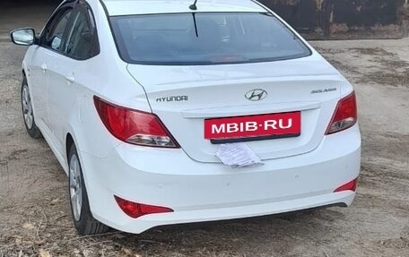 Hyundai Solaris II рестайлинг, 2015 год, 1 240 000 рублей, 2 фотография
