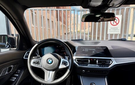 BMW 3 серия, 2019 год, 4 290 000 рублей, 13 фотография