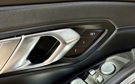 BMW 3 серия, 2019 год, 4 290 000 рублей, 18 фотография