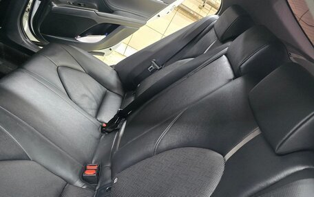 Toyota Camry, 2021 год, 4 000 000 рублей, 10 фотография