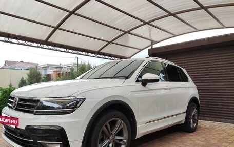Volkswagen Tiguan II, 2018 год, 3 200 000 рублей, 4 фотография