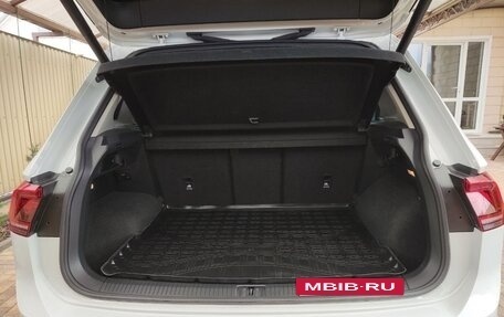 Volkswagen Tiguan II, 2018 год, 3 200 000 рублей, 8 фотография