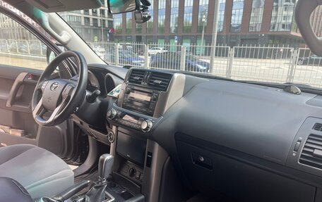 Toyota Land Cruiser Prado 150 рестайлинг 2, 2013 год, 4 500 000 рублей, 4 фотография