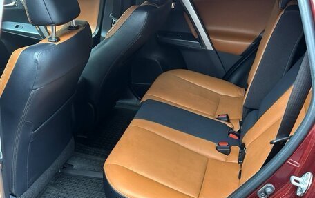 Toyota RAV4, 2016 год, 2 860 000 рублей, 10 фотография