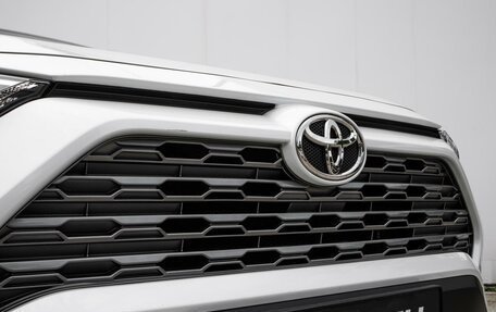 Toyota RAV4, 2021 год, 4 099 000 рублей, 9 фотография