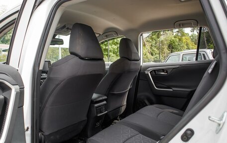 Toyota RAV4, 2021 год, 4 099 000 рублей, 18 фотография