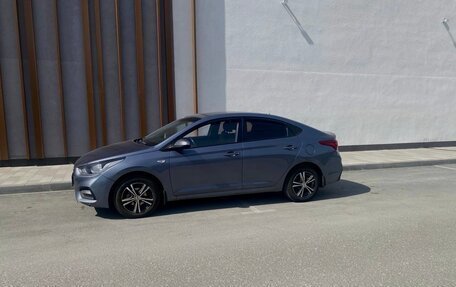 Hyundai Solaris II рестайлинг, 2017 год, 1 400 000 рублей, 6 фотография