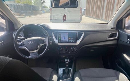 Hyundai Solaris II рестайлинг, 2017 год, 1 400 000 рублей, 3 фотография