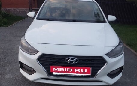 Hyundai Solaris II рестайлинг, 2019 год, 1 500 000 рублей, 4 фотография