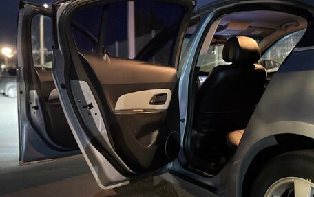 Chevrolet Cruze II, 2011 год, 780 000 рублей, 12 фотография