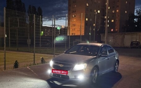 Chevrolet Cruze II, 2011 год, 780 000 рублей, 2 фотография
