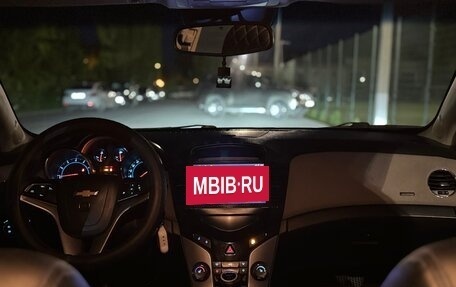 Chevrolet Cruze II, 2011 год, 780 000 рублей, 13 фотография