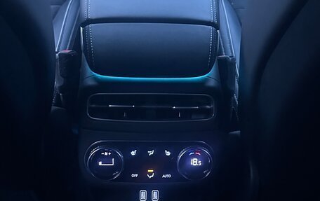 Genesis GV70, 2021 год, 5 850 000 рублей, 24 фотография