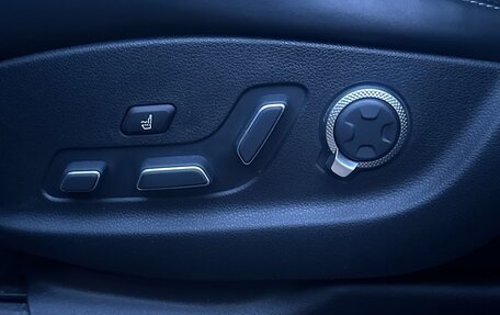 Genesis GV70, 2021 год, 5 850 000 рублей, 26 фотография