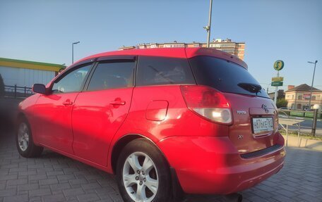 Toyota Matrix, 2004 год, 670 000 рублей, 4 фотография
