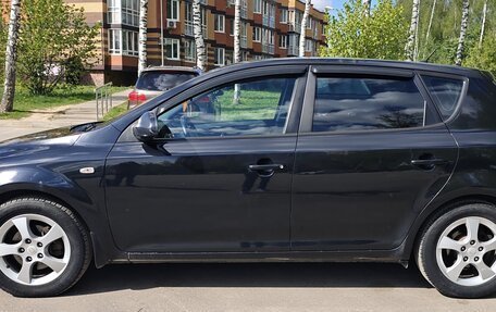 KIA cee'd I рестайлинг, 2009 год, 650 000 рублей, 2 фотография