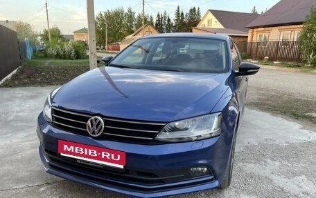 Volkswagen Jetta VI, 2018 год, 1 450 000 рублей, 2 фотография