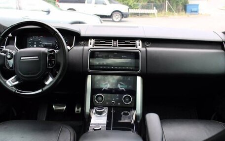 Land Rover Range Rover IV рестайлинг, 2022 год, 6 105 000 рублей, 9 фотография