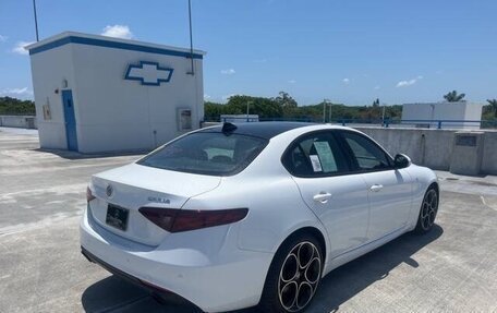 Alfa Romeo Giulia II, 2022 год, 2 870 000 рублей, 8 фотография