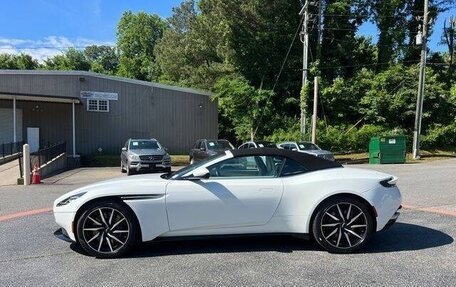Aston Martin DB11 I, 2022 год, 16 940 000 рублей, 4 фотография
