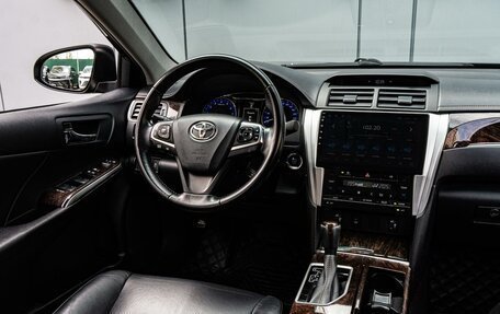Toyota Camry, 2016 год, 2 385 000 рублей, 35 фотография