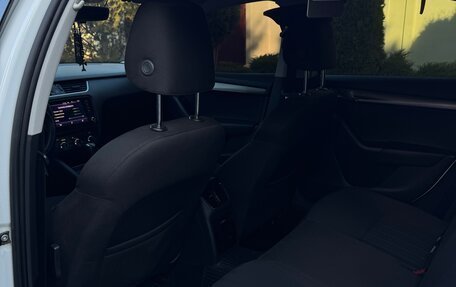 Skoda Octavia, 2017 год, 1 750 000 рублей, 11 фотография