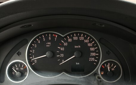 Opel Meriva, 2005 год, 330 000 рублей, 3 фотография