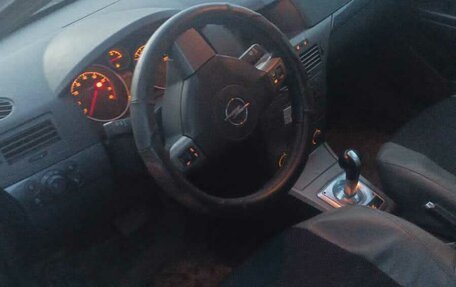 Opel Astra H, 2004 год, 345 000 рублей, 1 фотография