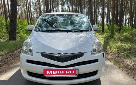 Toyota Ractis I, 2010 год, 799 999 рублей, 6 фотография