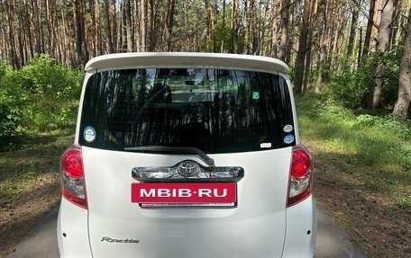 Toyota Ractis I, 2010 год, 799 999 рублей, 4 фотография